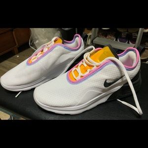 Nike Airmax Motion 2